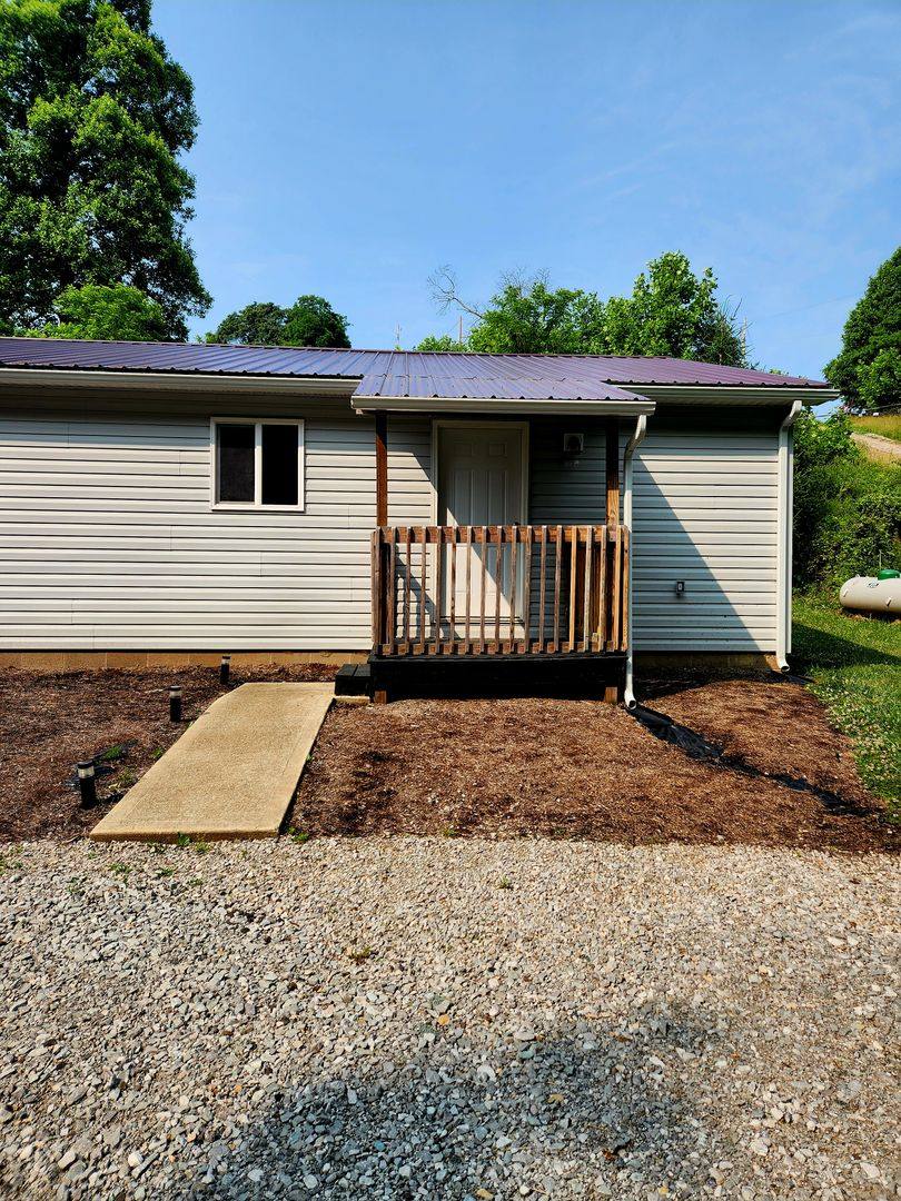 Apartment for rent at 1677 Congress Rd, Beverly, OH 45715