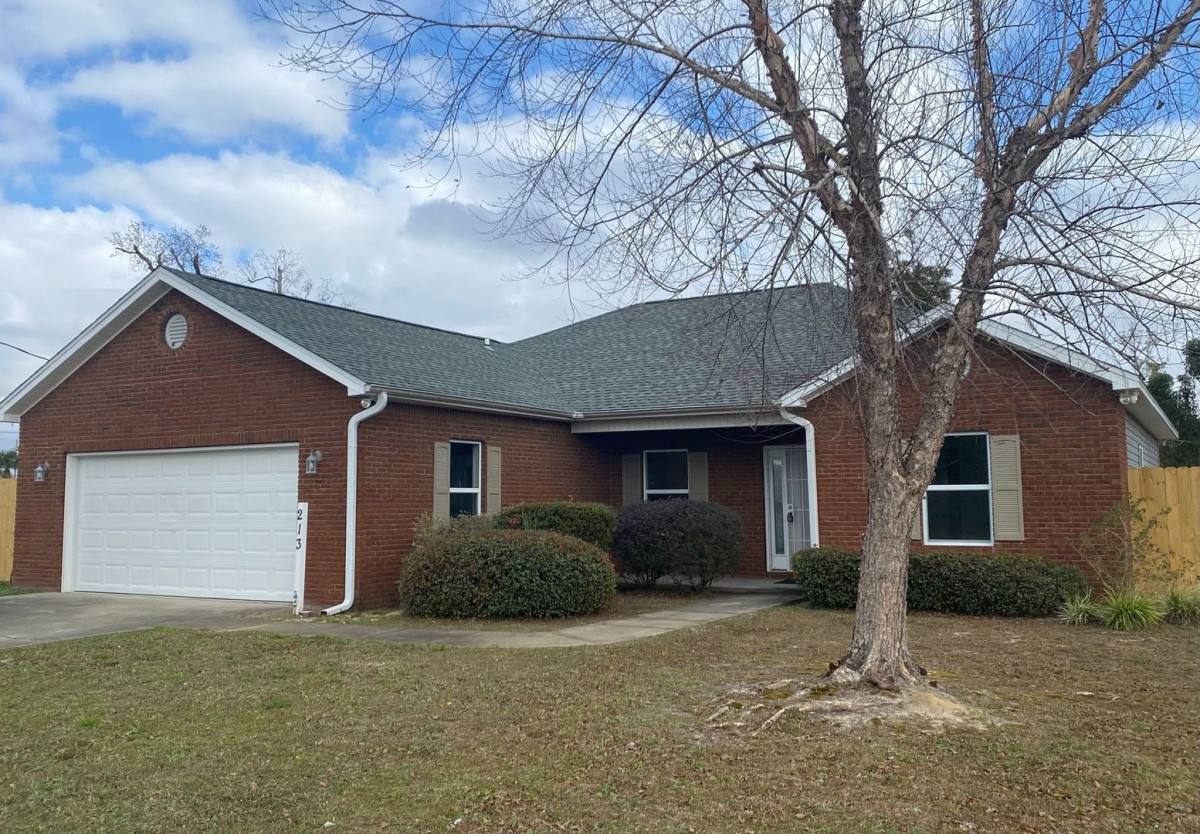 House for rent at 213 S Jan Dr, Panama City, FL 32404