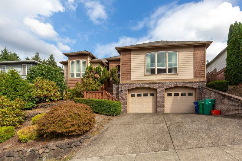 House for rent at 11528 SE Verns Way, Happy Valley, OR 97086
