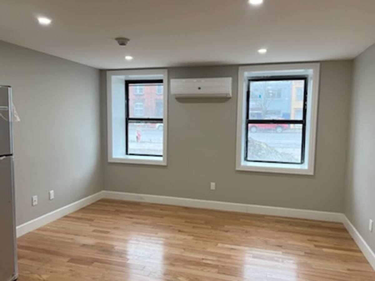 Apartment for rent at 525 Clinton Ave, Albany, NY 12206