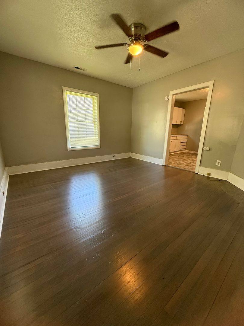 House for rent at 214 N King, Gastonia, NC 28052
