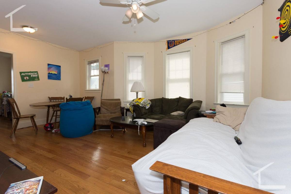Apartment for rent at 76 Brooks St #2B, Brighton, MA 02135