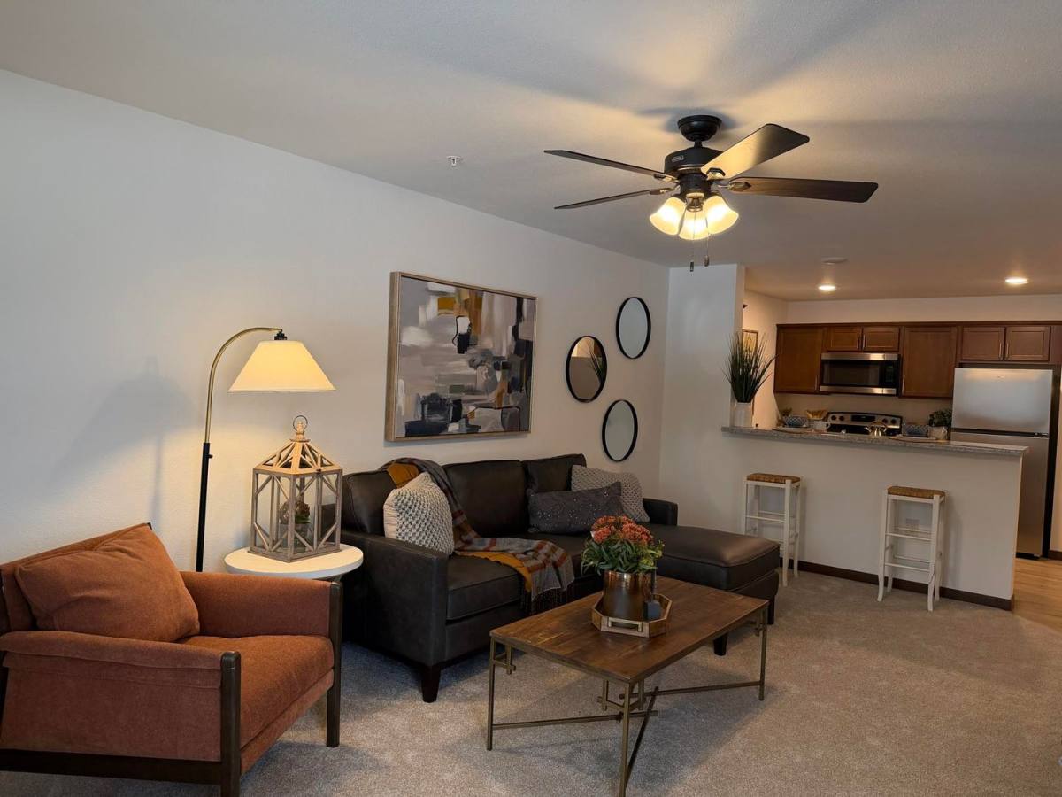 Apartment for rent at 29586 Sportsman Dr, Chisago City, MN 55013