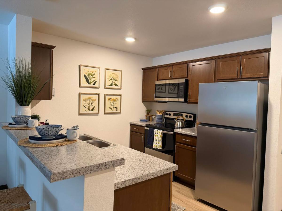 Apartment for rent at 29586 Sportsman Dr, Chisago City, MN 55013