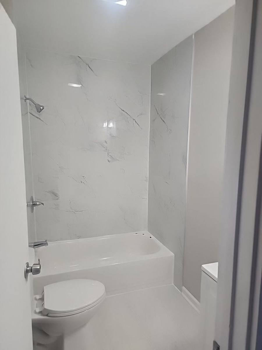 Apartment for rent at 36 Whitmore St, Hartford, CT 06114