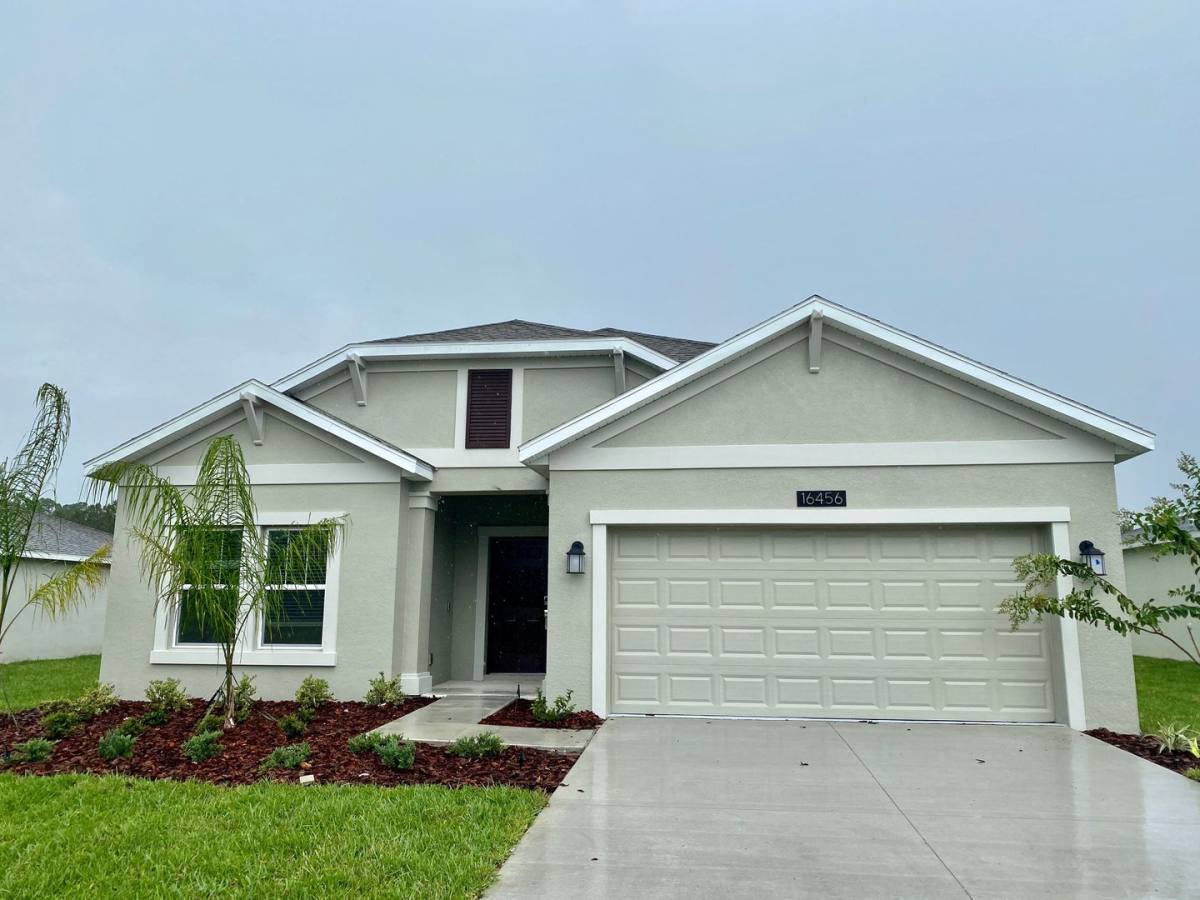 House for rent at 16456 Champlain St, Clermont, FL 34714