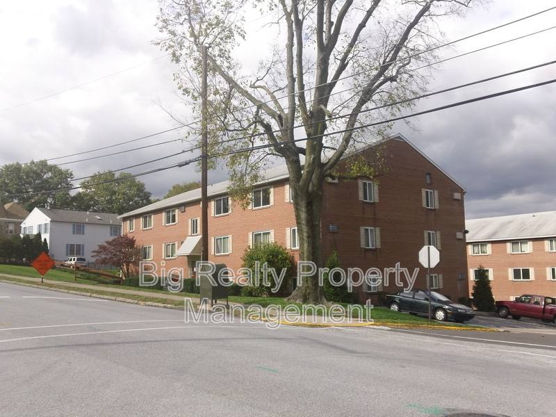 Apartment for rent at 120 N Penn St #B-1, Spring City, PA 19475