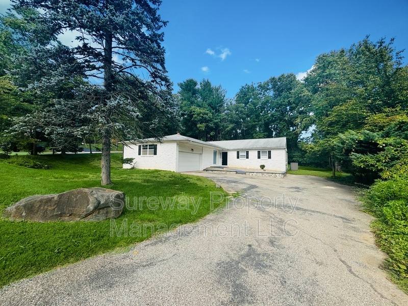 House for rent at 605 Heather Lane, Bryn Mawr, PA 19010