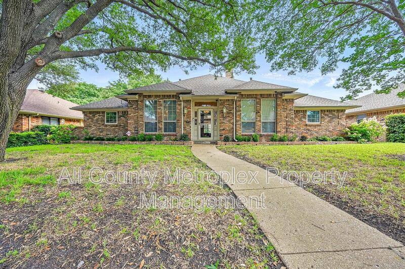 House for rent at 9719 Amberley, Dallas, TX 75243