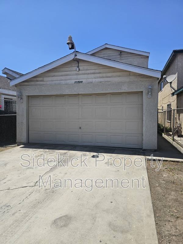 House for rent at 10739 Mona Blvd, Los Angeles, CA 90059