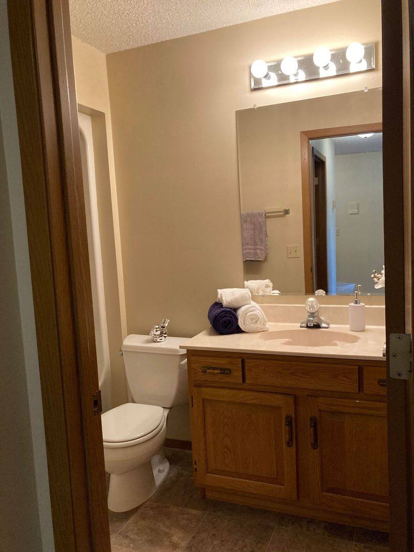 Apartment for rent at 1800-1820 E Capitol Ave, Bismarck, ND 58501
