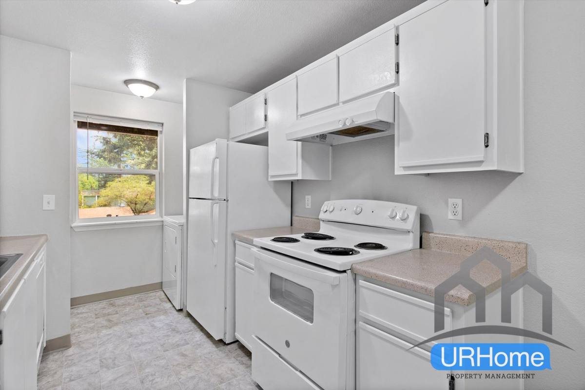 Apartment for rent at 611 SE 190th Ave, Portland, OR 97233