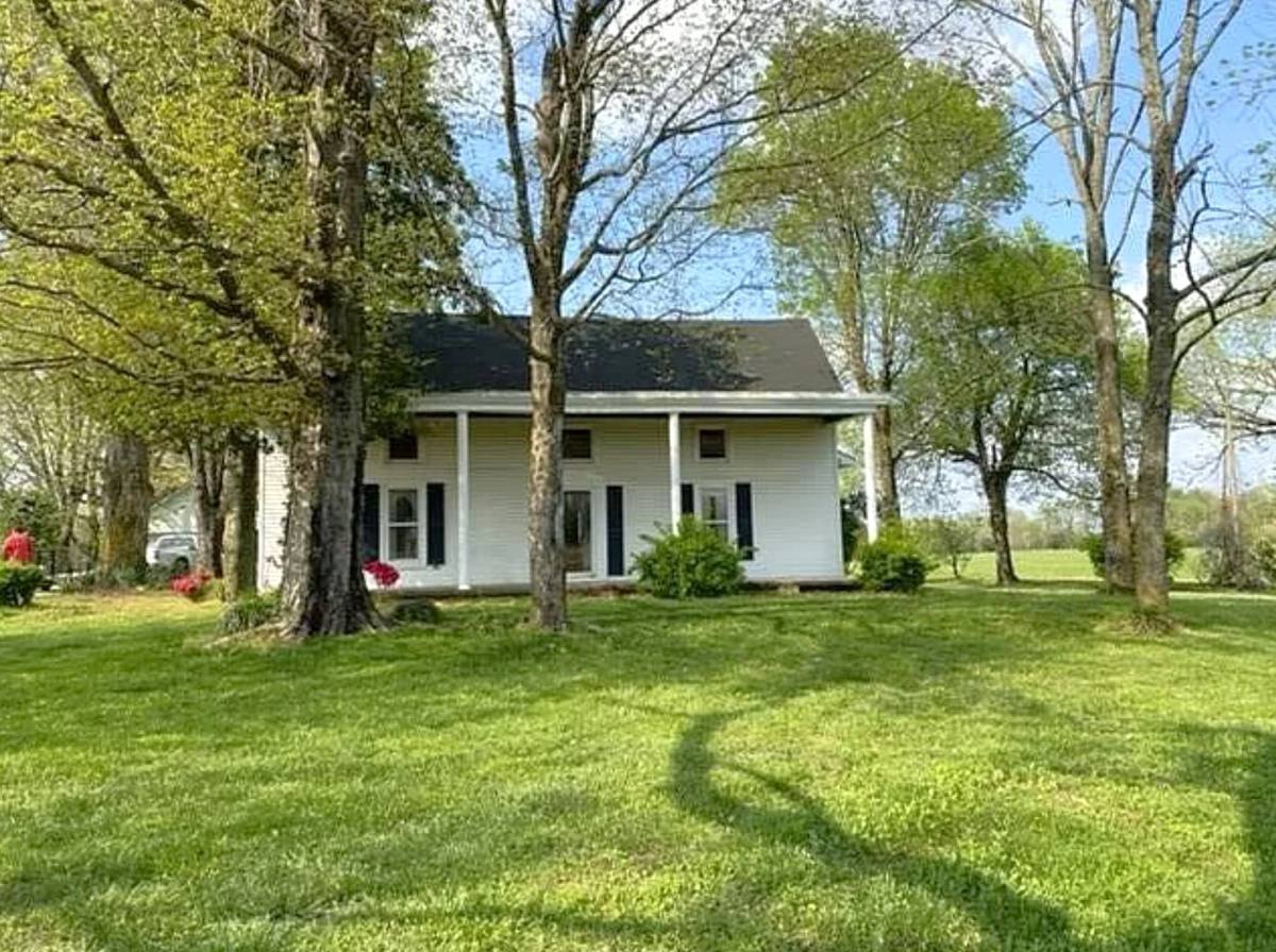 House for rent at 400 A Main St, Murray, KY 42071