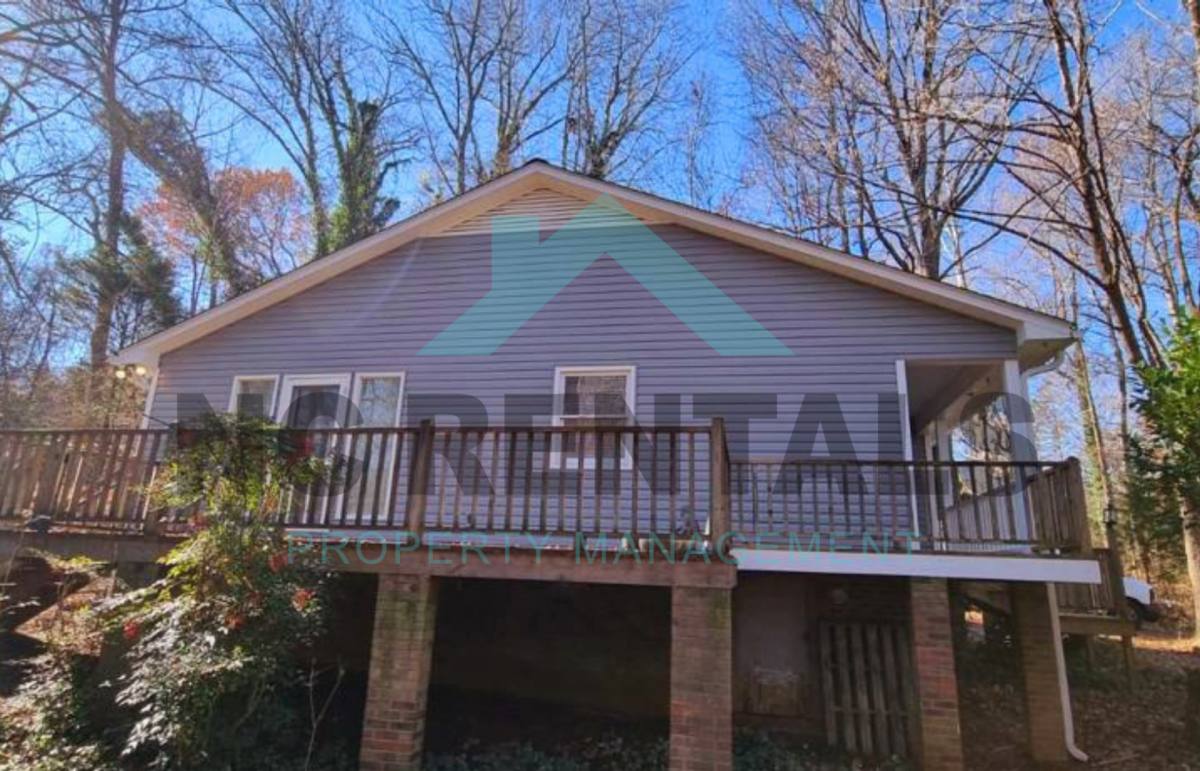 House for rent at 4512 Rosemary Dr, Greensboro, NC 27406