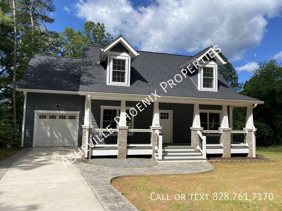 House for rent at 426 Shadow Wood Dr, Leicester, NC 28748