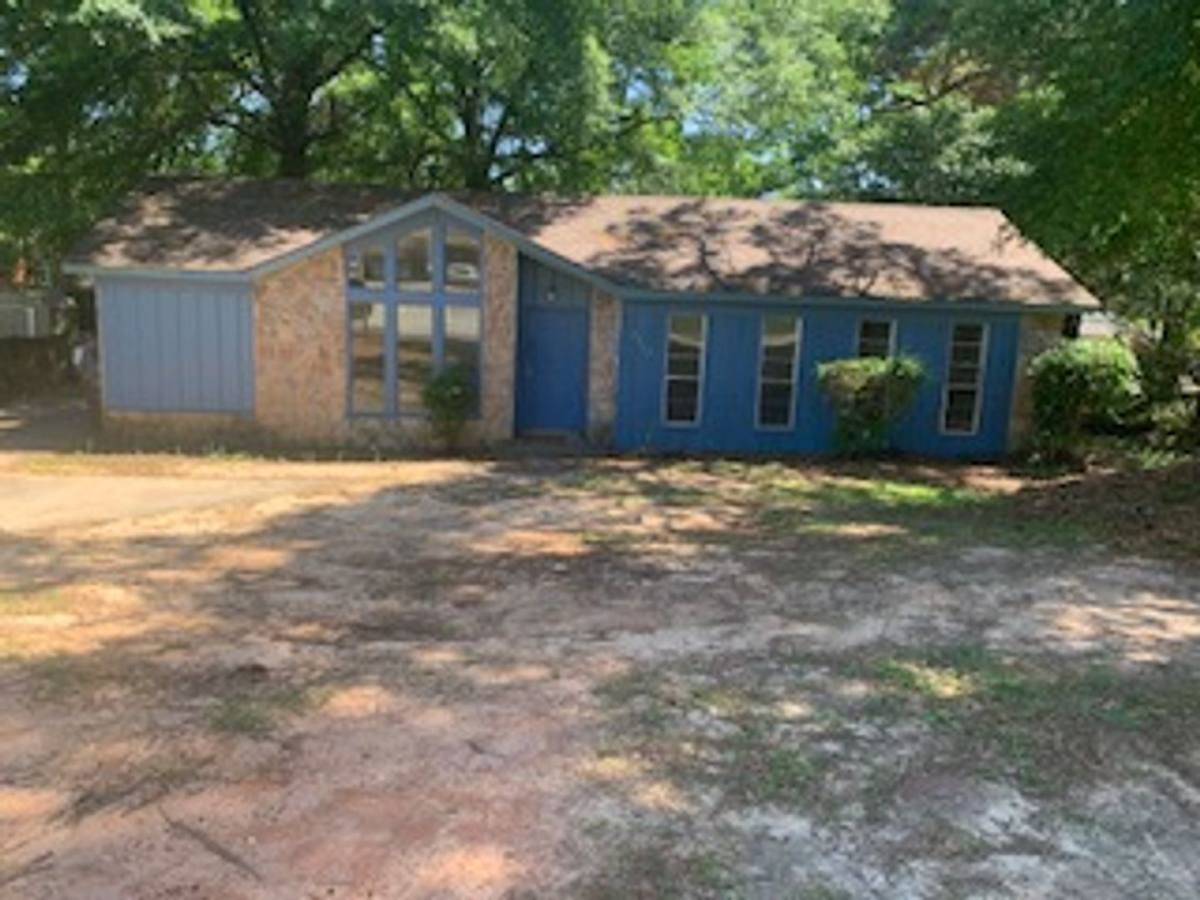 House for rent at 5367 Via Alta Dr, Mobile, AL 36609