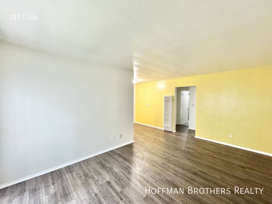 Apartment for rent at 131 Normandie Ave #2A, Los Angeles, CA 90004