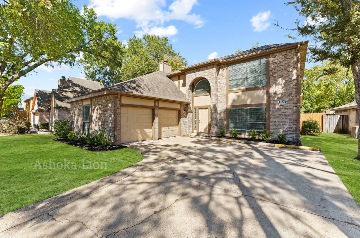 House for rent at 4826 Brooklawn Dr, Houston, TX 77066