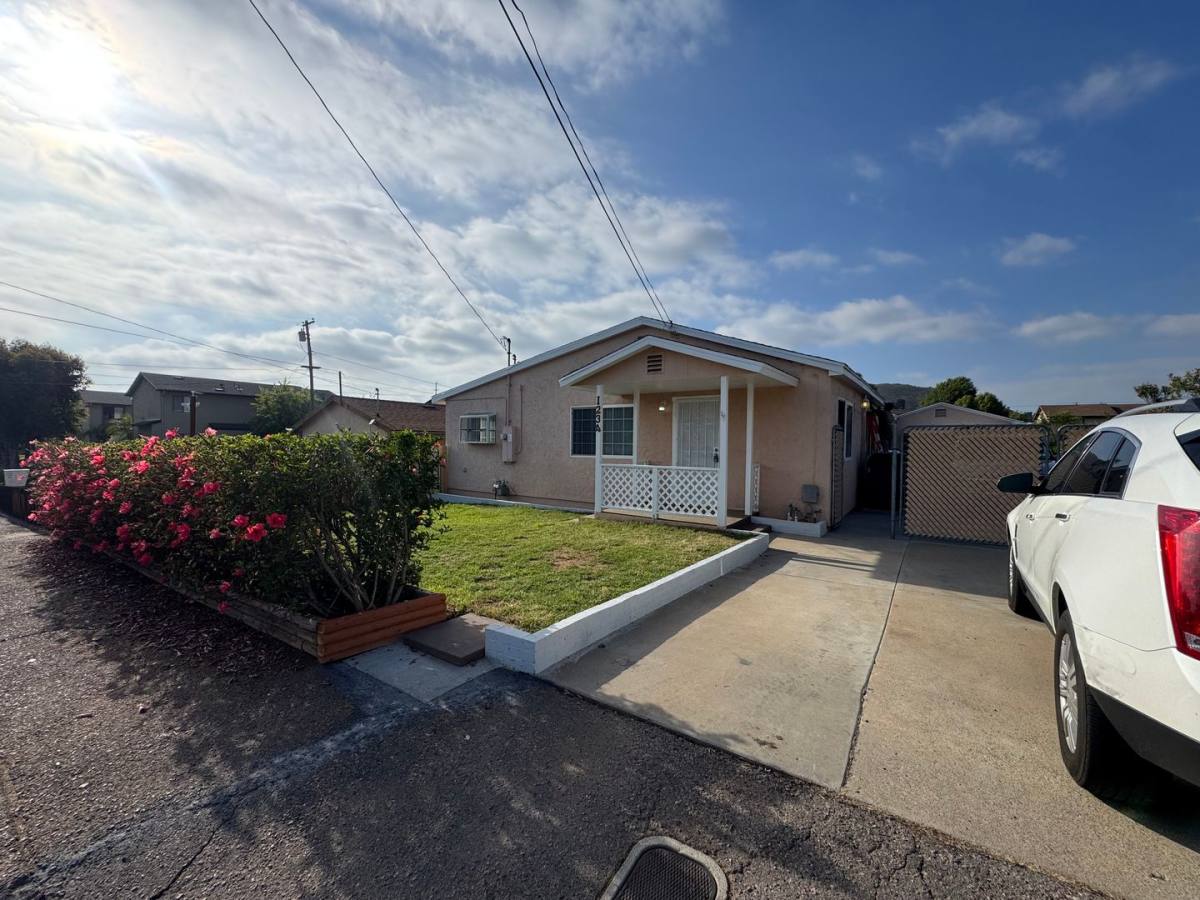 House for rent at 1234 Persimmon Ave, El Cajon, CA 92021