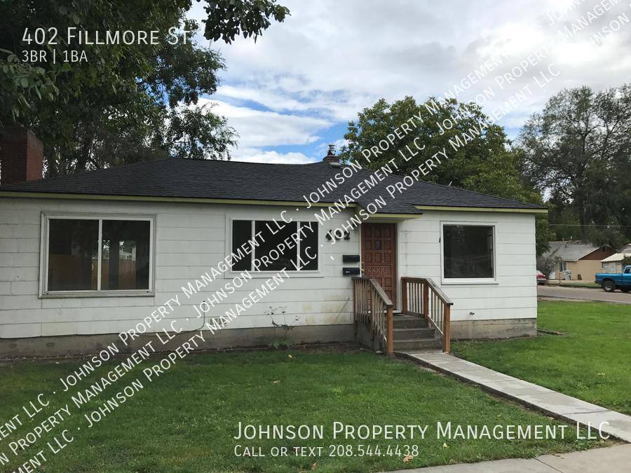 House for rent at 402 Fillmore St, Caldwell, ID 83605