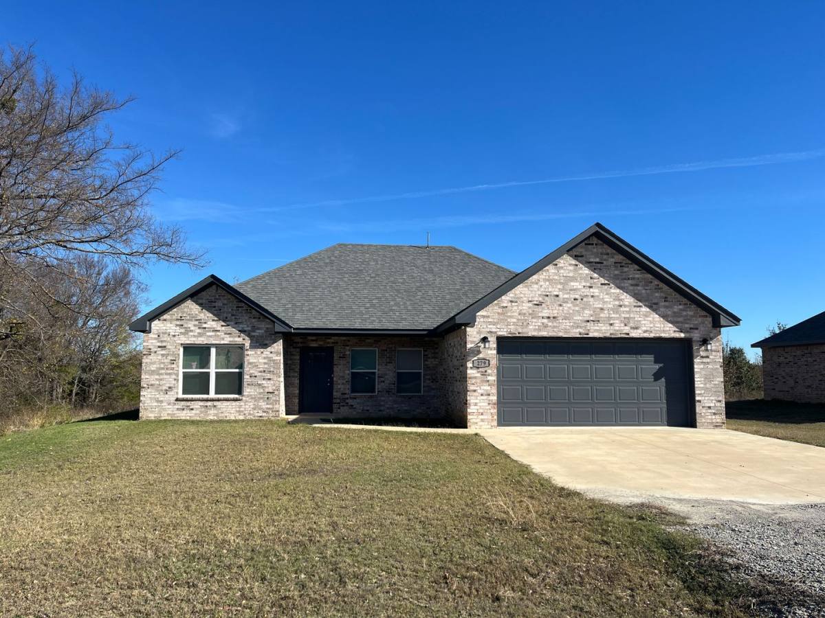 House for rent at 395 Western Hills Dr, Durant, OK 74701