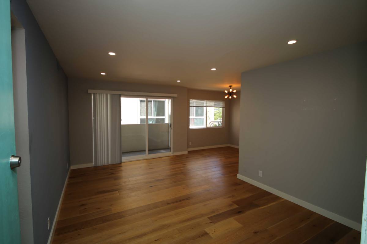 Apartment for rent at 3921 Harrison St #201, Oakland, CA 94611