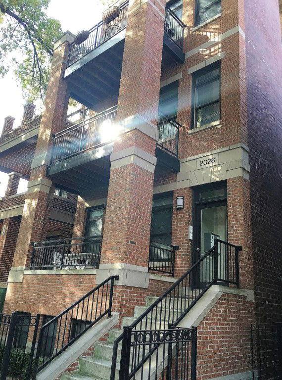House for rent at 2328 N Greenview Ave #1, Chicago, IL 60614