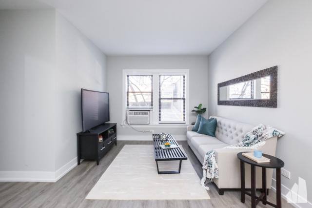 Apartment for rent at 3554 N Broadway, Chicago, IL 60657