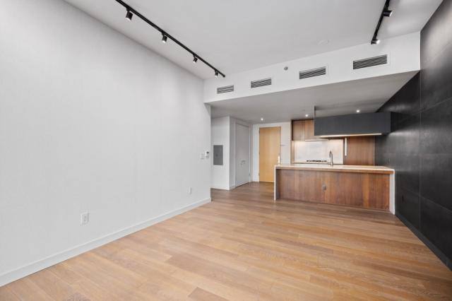 Apartment for rent at 21-30 44th Dr #4F, Long Island City, NY 11101