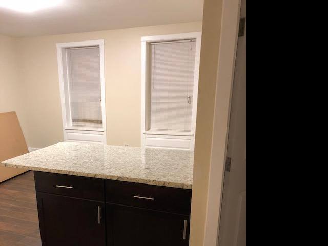 Apartment for rent at 1501 W Fullerton Ave #2R, Chicago, IL 60660
