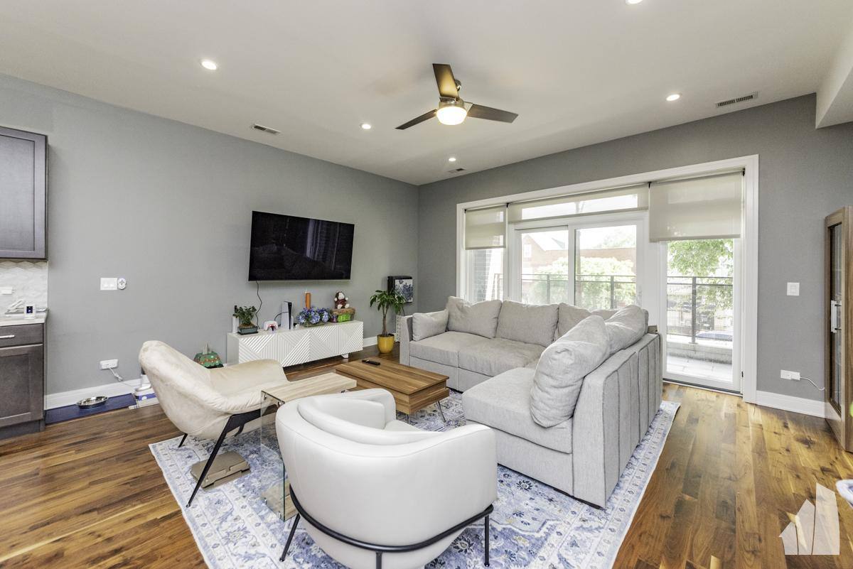 Condo for rent at 2618 W Fullerton Ave #2C, Chicago, IL 60647