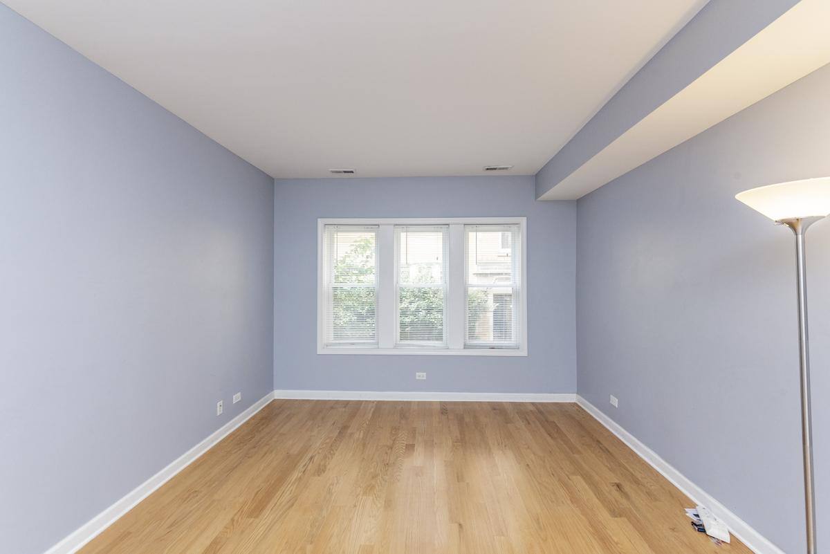 Condo for rent at 4847 N Wolcott Ave #1W, Chicago, IL 60640