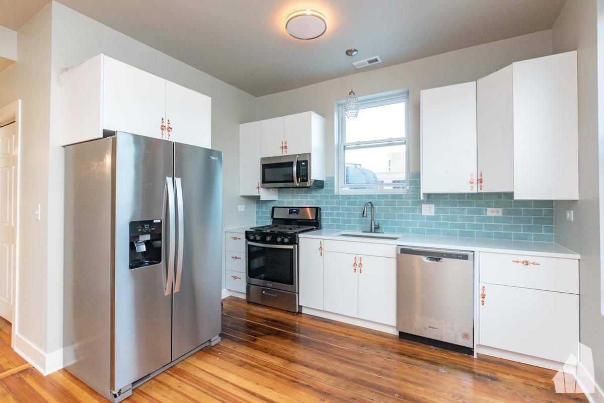 Apartment for rent at 3547 N Sheffield #2, Chicago, IL 60657
