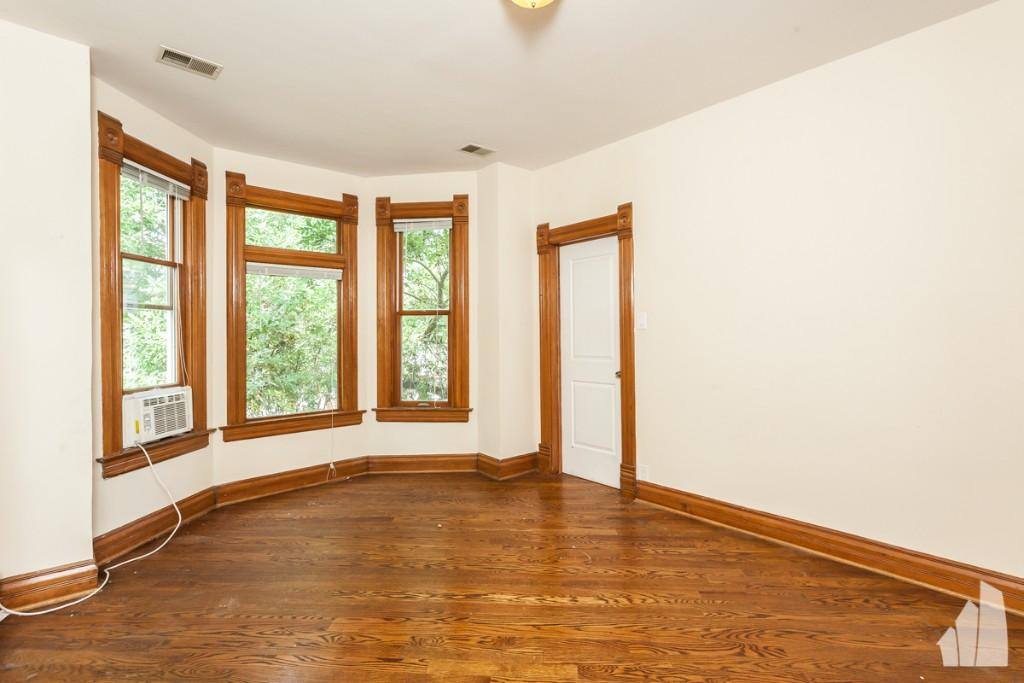 Apartment for rent at 2705 W Francis #2, Chicago, IL 60647
