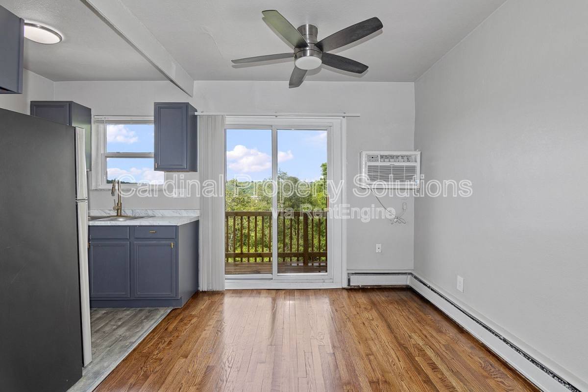 Apartment for rent at 3271 Morrison Ave #1, Cincinnati, OH 45220
