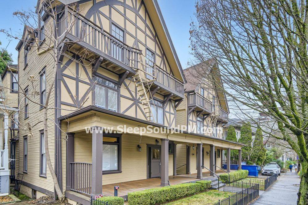 Apartment for rent at 2241 NW Hoyt St #303, Portland, OR 97210