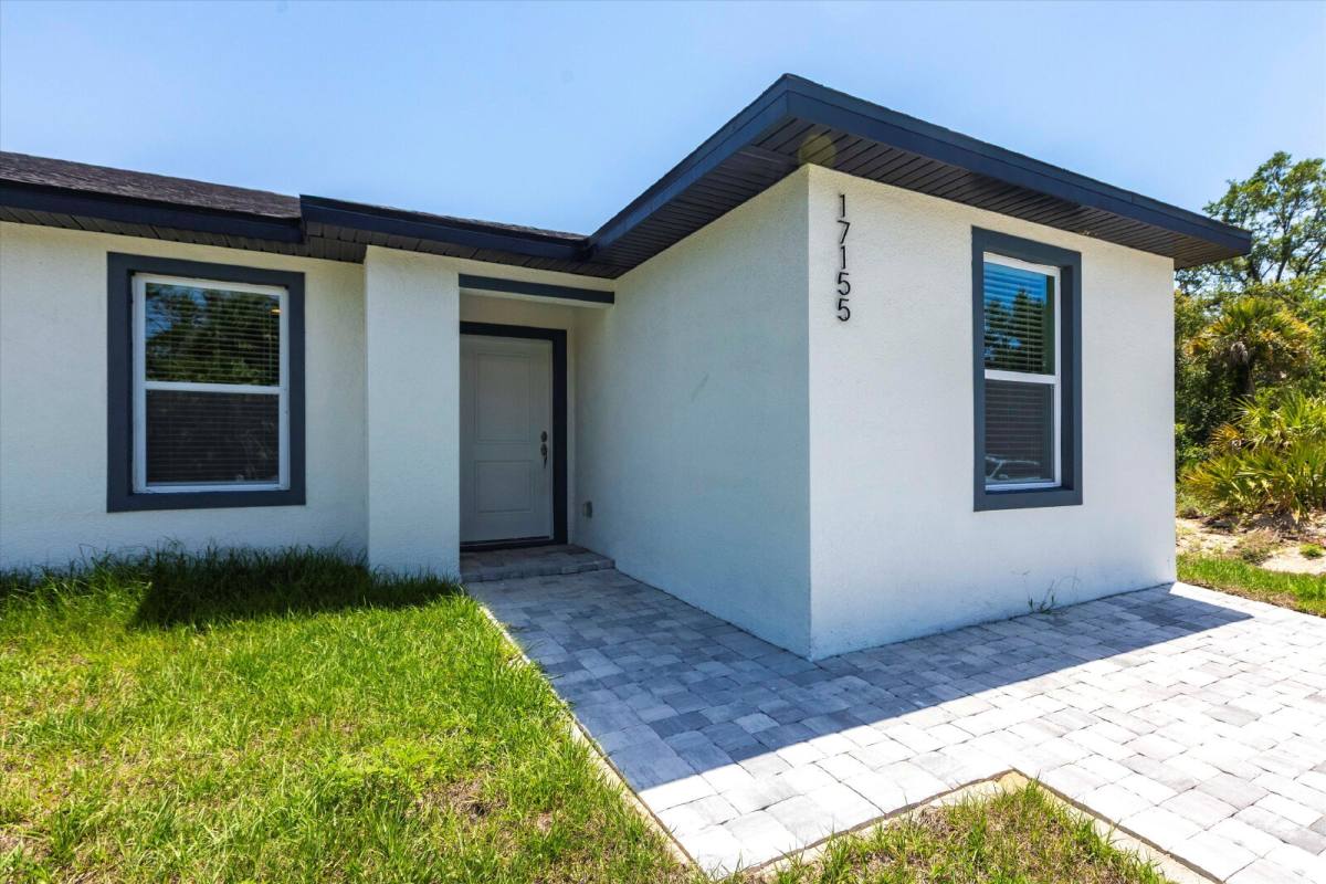 Townhouse for rent at 17155 Belmont Ave, Port Charlotte, FL 33948
