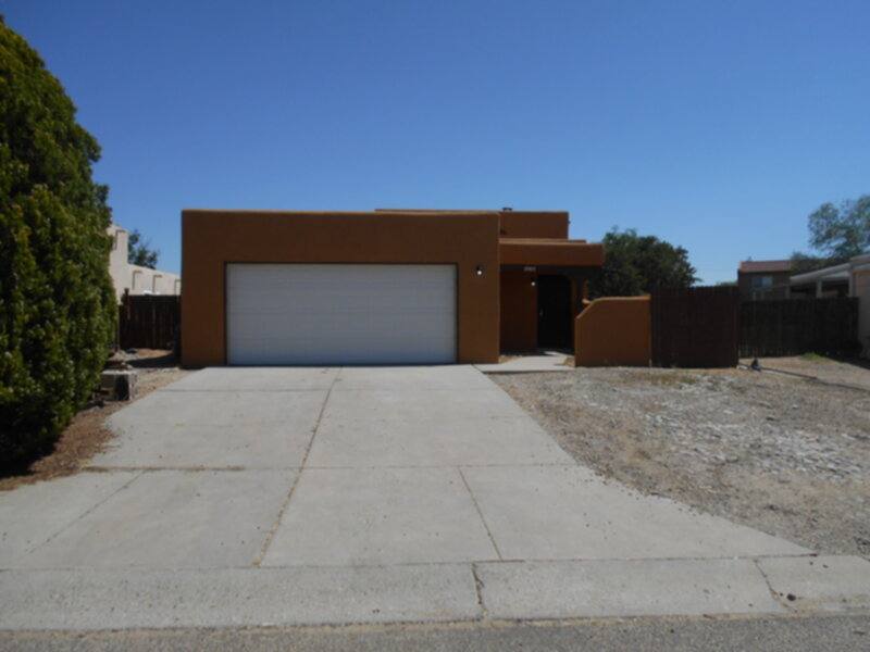 House for rent at 2903 SE Turf Lane, Albuquerque, NM 87113