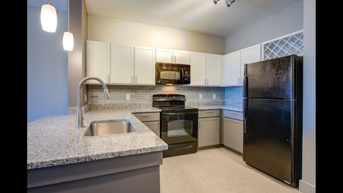 Apartment for rent at The Lofts at Willow Creek, 2641 Hibiscus Way, Dayton, OH 45431