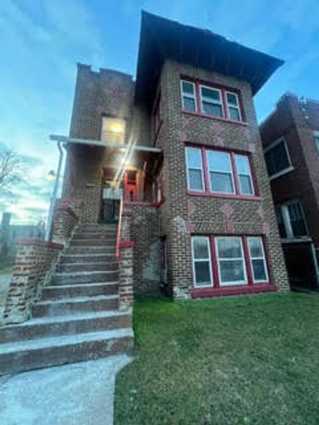Apartment for rent at 1380 Jackson St, Gary, IN 46407