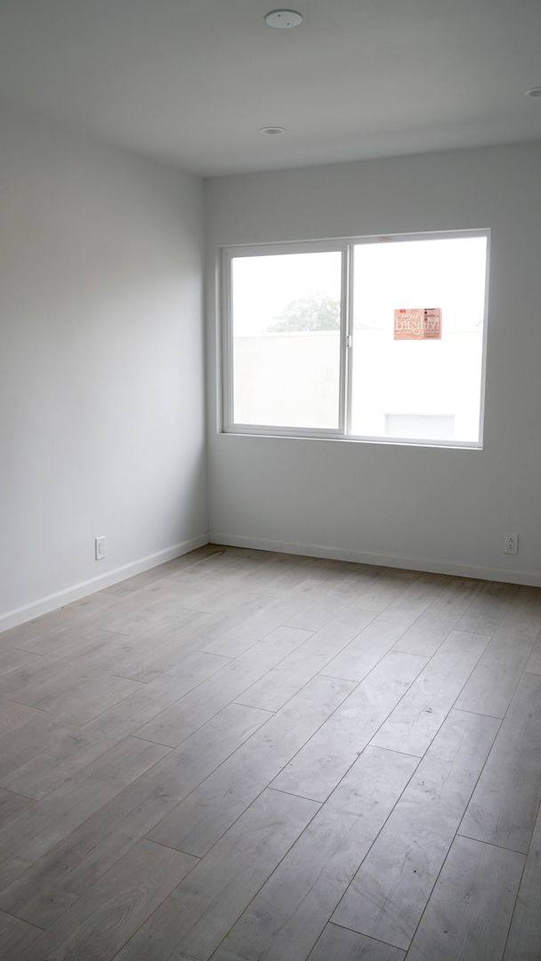 Apartment for rent at 1619 Micheltorena St, Los Angeles, CA 90026