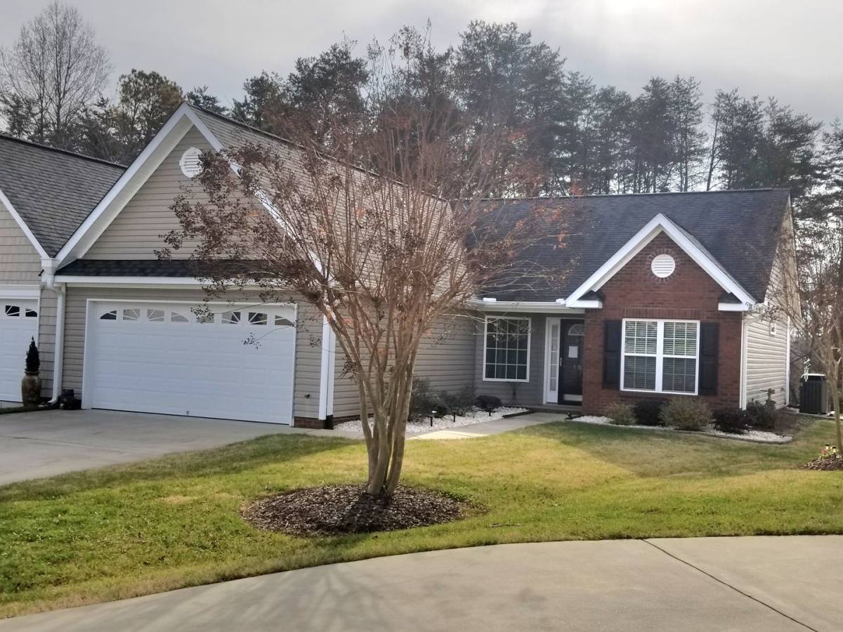 Apartment for rent at 108 Brae Creek Court, Pilot Mountain, NC 27041