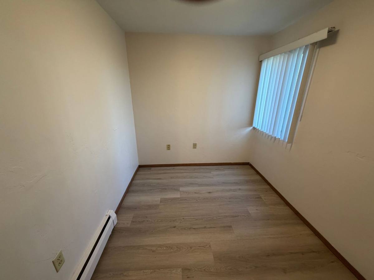 Apartment for rent at 2713 Humboldt Rd, Green Bay, WI 54311