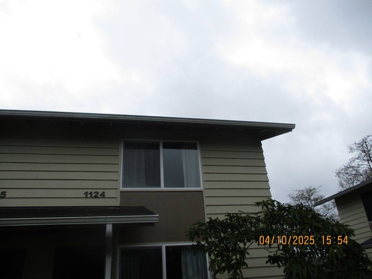 Townhouse for rent at 1124 Ruby Court, Aberdeen, WA 98520