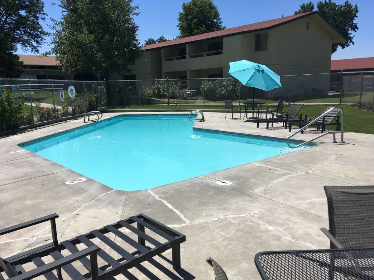 Apartment for rent at 507 N Arthur St, Kennewick, WA 99336