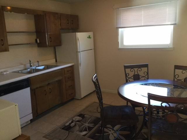 Apartment for rent at 810 Wildwood Dr, Jefferson City, MO 65109