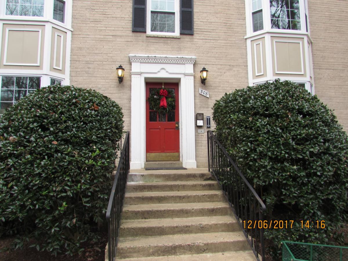 Condo for rent at 808 S Arlington Mill, Arlington, VA 22204
