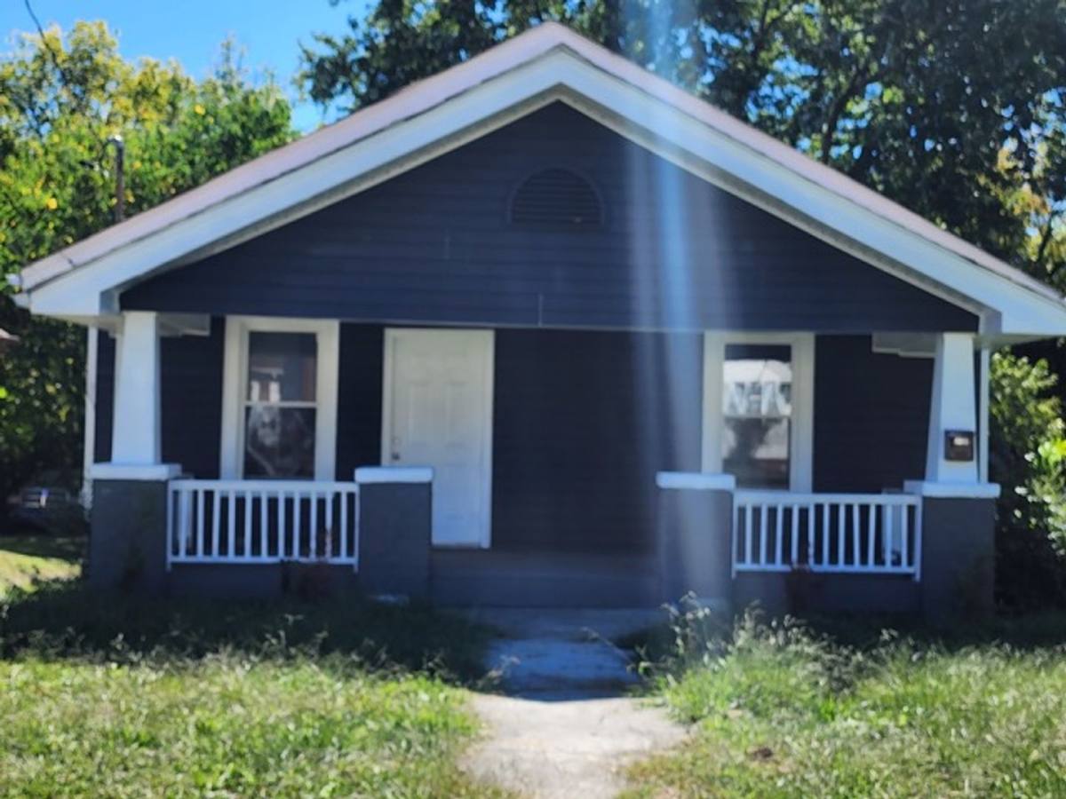 House for rent at 4108 Alma Ave, Knoxville, TN 37914