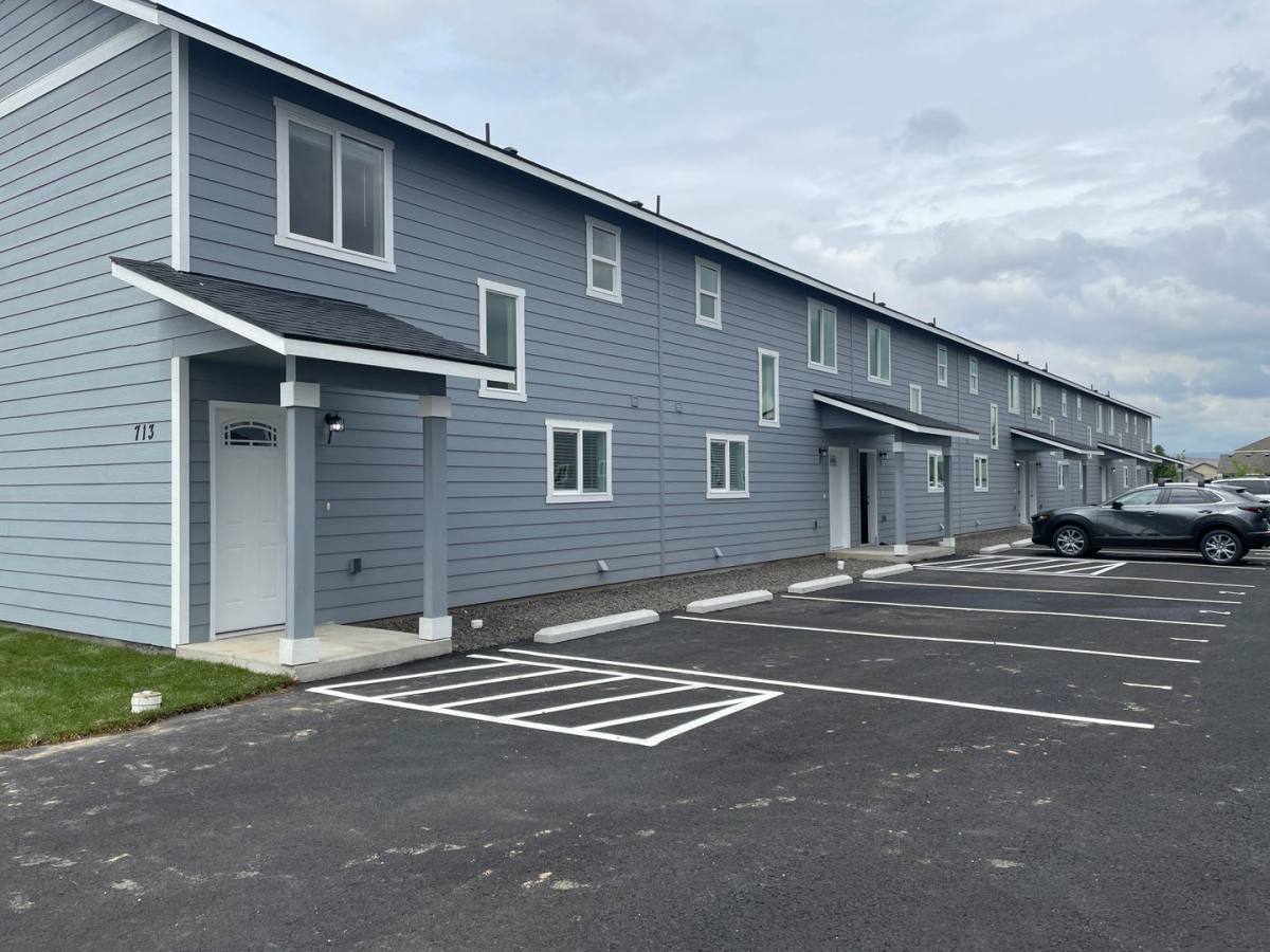 Apartment for rent at 713 3rd Ave NE, Ephrata, WA 98823