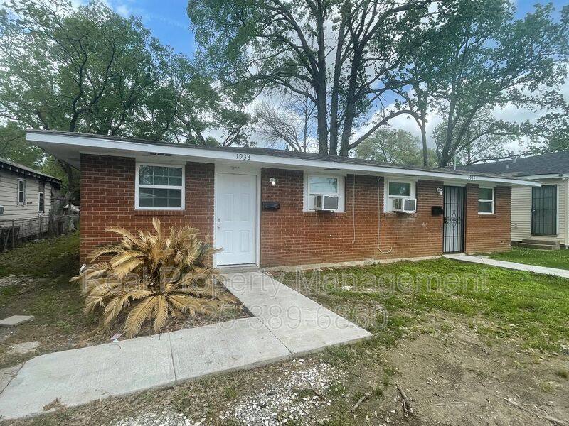 Apartment for rent at 1933 Fairchild St, Baton Rouge, LA 70807